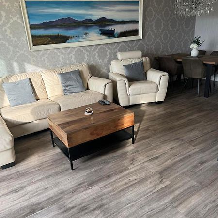 Largs Sea Front, Modern Apartment Eksteriør billede