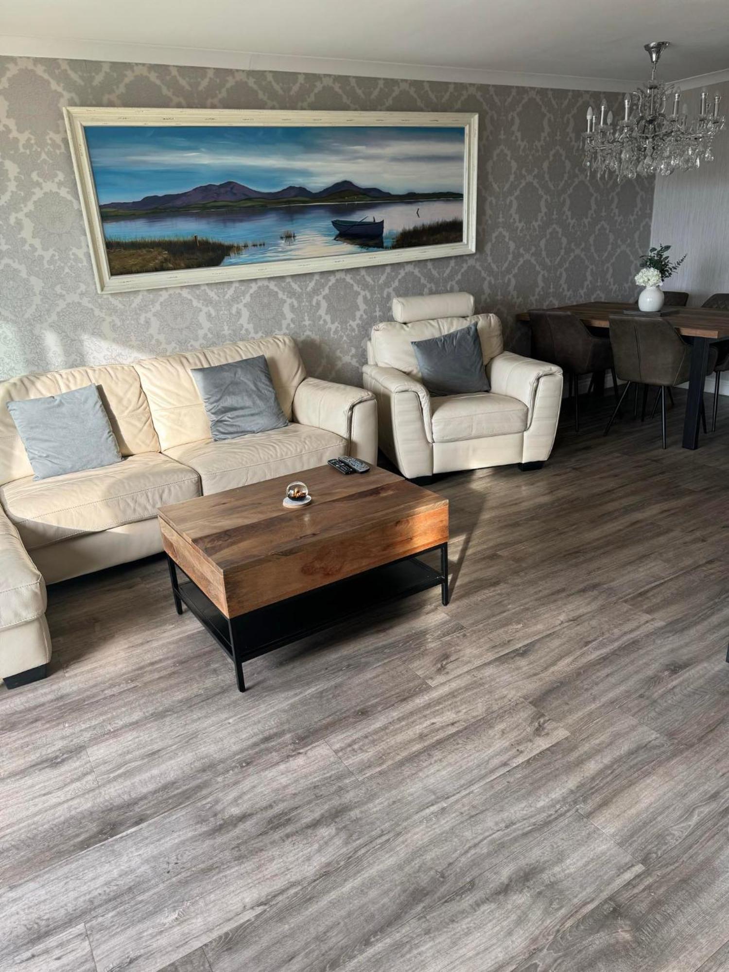 Largs Sea Front, Modern Apartment Eksteriør billede